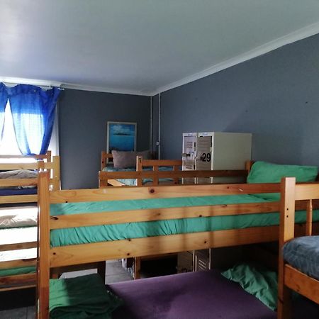 Mile Crunchers Backpackers & Hostelling Mosselbaai Buitenkant foto
