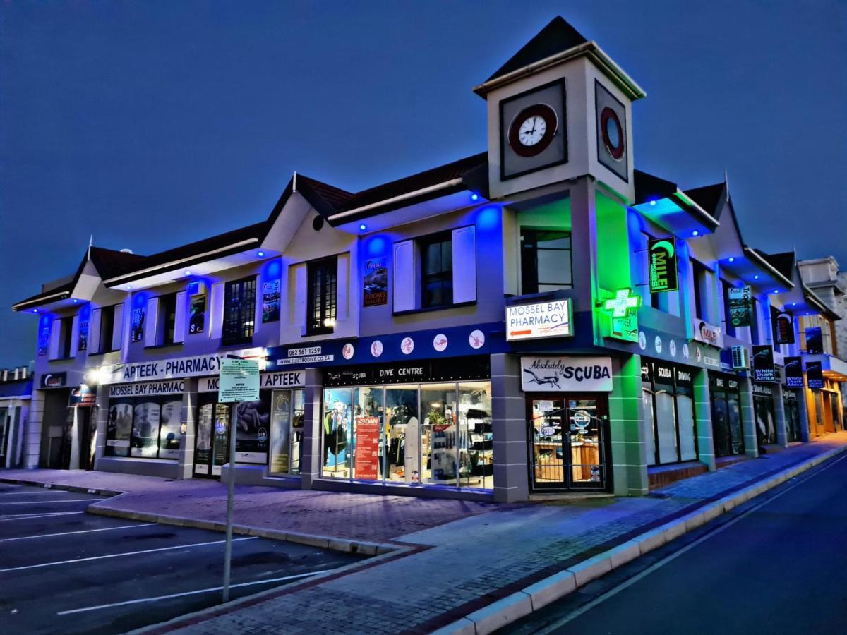 Mile Crunchers Backpackers & Hostelling Mosselbaai Buitenkant foto