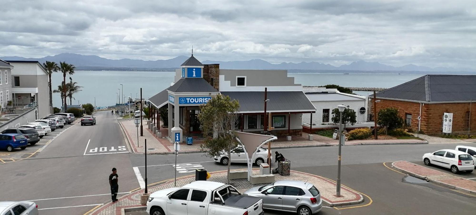 Mile Crunchers Backpackers & Hostelling Mosselbaai Buitenkant foto