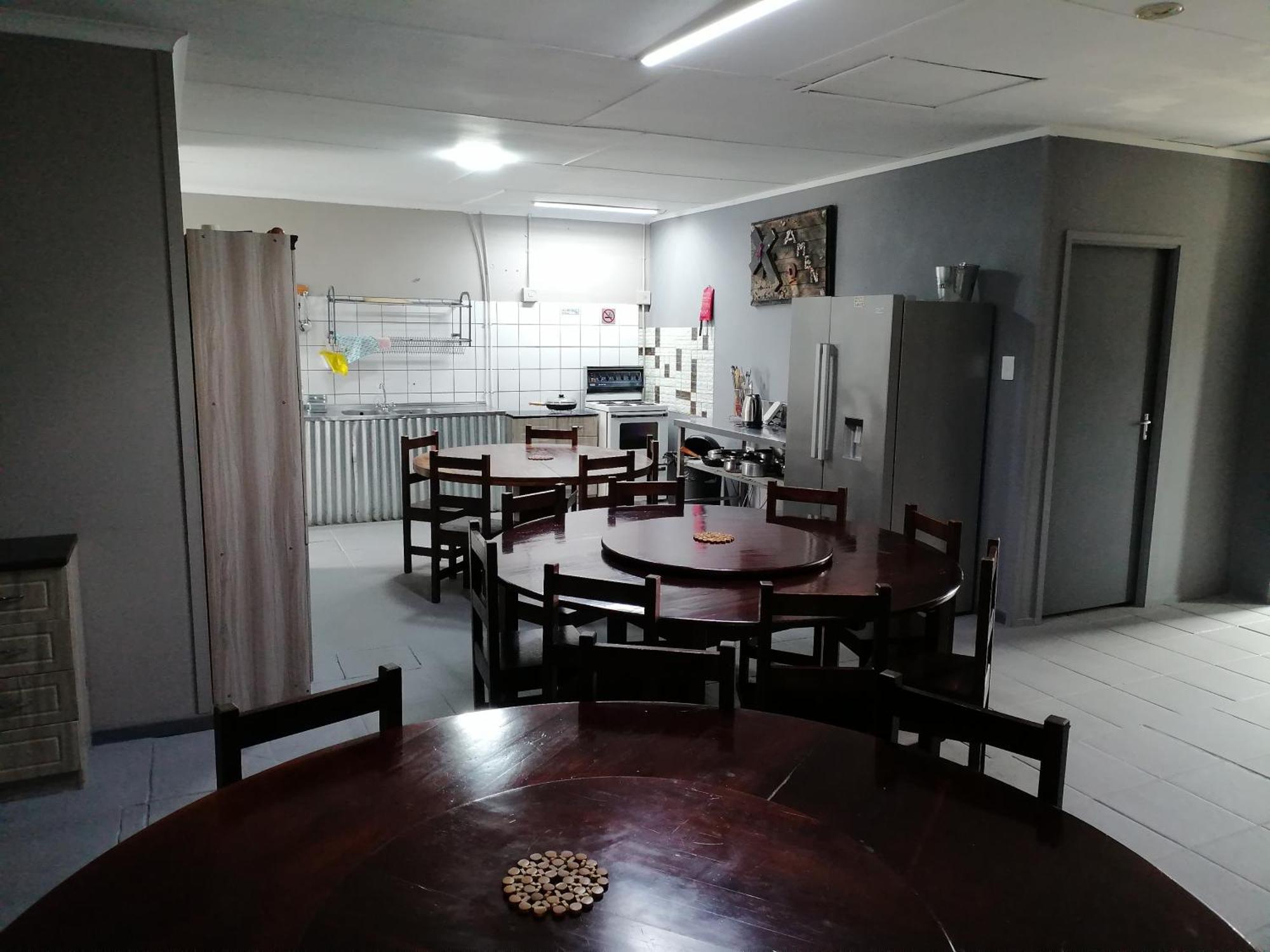 Mile Crunchers Backpackers & Hostelling Mosselbaai Buitenkant foto